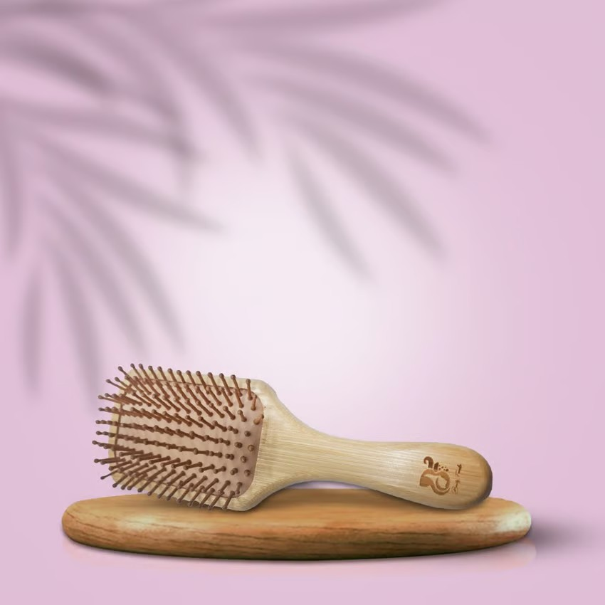 فرشاه الشعر الخشبيه